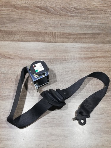 Bmw seat belt - latch, buckle