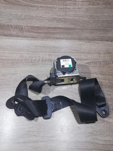 Bmw seat belt - bmw, buckle