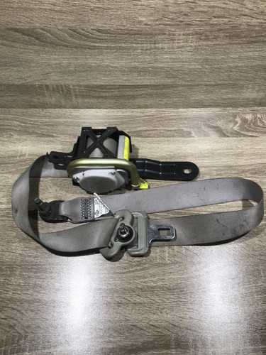 Nissan seat belt latch buckle - seat,